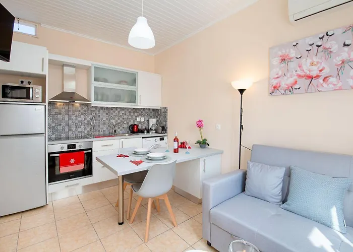 Xenia House * Gaios